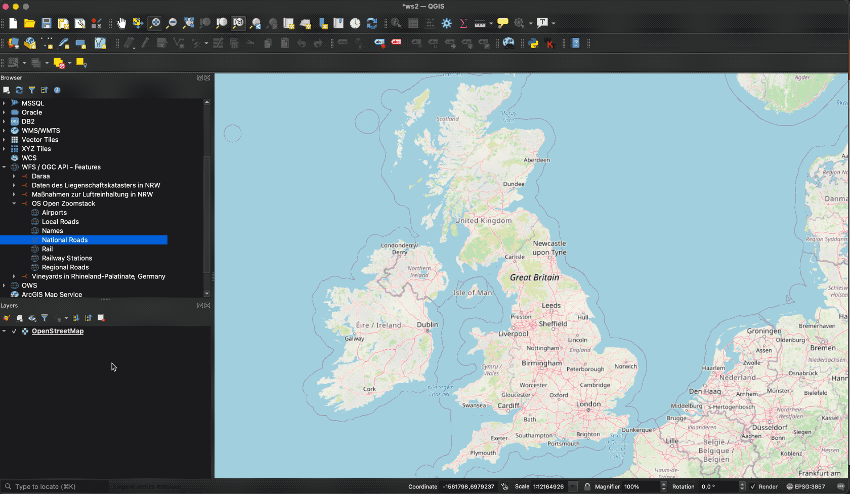 qgis-zoomstack-national-roads